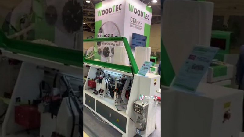 Автоматический кромкооблицовочный станок WoodTec Compact F от компании СТАНКИ