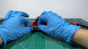 ДИОРАМА РАЗБИТОЙ МАШИНЫ, полигон для краш тестов, из пластилина в масштабе 1/24