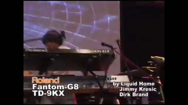 Roland product demo by Liquid Home (3/3) at Musikmesse смотреть онлайн