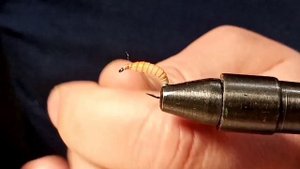 Опарыш № 1. Имитация опарыша. Светится в темноте.