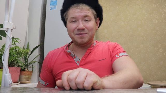 Губарева Наташа БЛИНЫ.ШООО??? ЭТО БЛИНЫ?!!)))Как Натаха пекла блины.Живу одна в деревне. Обзор влог смотреть онлайн