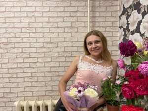 Лоскуты/Не один не выбросила/Что сшила?