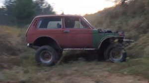 Что если скрестить Ниву и УАЗ? Тест драйв Нивы на военных мостах. OffRoad