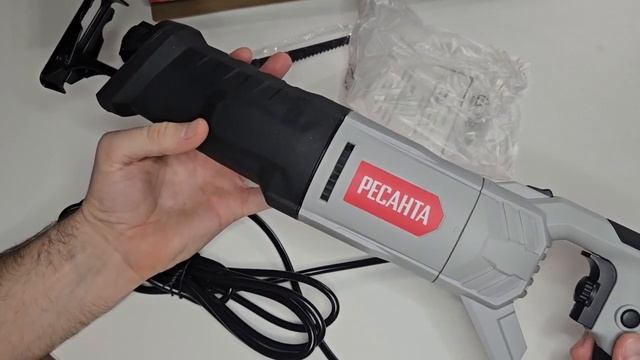 Распаковка — Сабельная пила Ресанта ПС-950Э смотреть онлайн