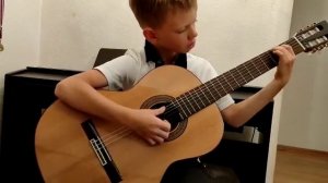 Ф. Карулли "Сонатина Ми Минор", исп. Кирилл Муратов, 7 лет