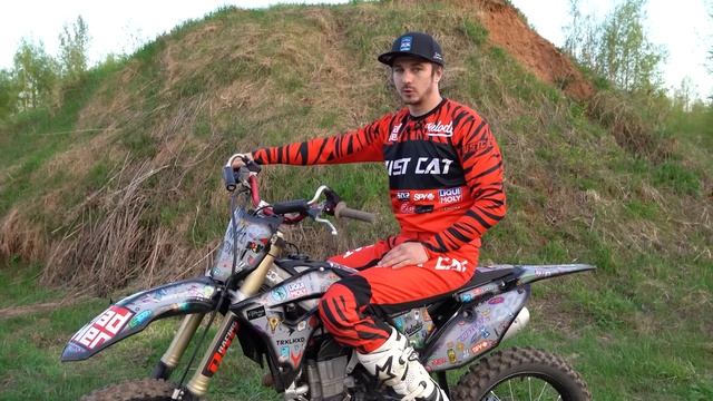 Научись Прыгать на Мотоцикле! Проще простого смотреть онлайн