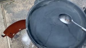 Обжиг нового саджа с солью и маслом.