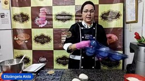 Aula com Elizângela Aldá  -Receita: Ovo Mil Folhas com Creme.Mousseline