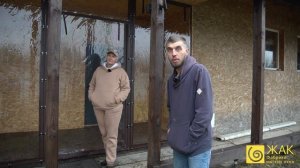 Монтаж мягких окон зимой. Устанавливаем мягкие окна в доме на этапе строительства.