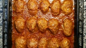 Котлеты с томатной подливкой в духовке. Рецепт вкусной подливки