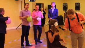 оригинальное предложение руки и сердца на свадьбе у друзей