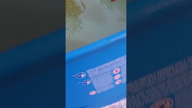 как легко и быстро слить воду в каркасном бассейне если нет специальной крышки или насоса смотреть онлайн