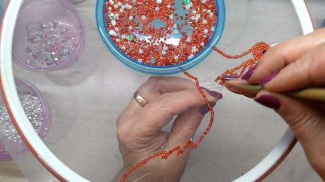 Вышивка тамбурным крючком. Мои первые шаги в технике Люневильская вышивка.