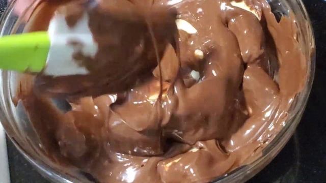 Самый лучший рецепт ганаж для покрытия тортов. The best recipe for coating cakes. смотреть онлайн