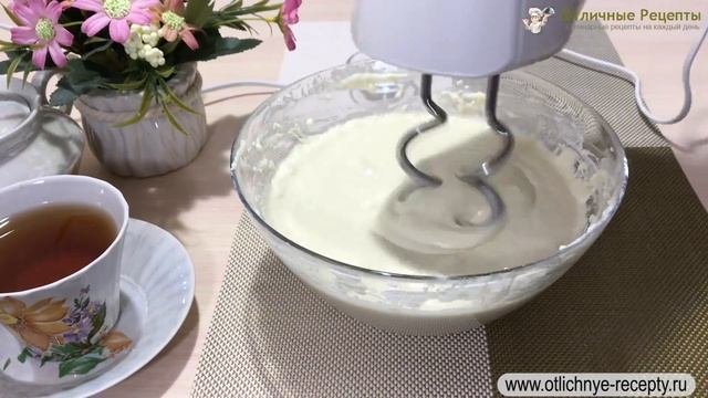 ОЛАДЬИ НА КЕФИРЕ - ПОШАГОВЫЙ ВИДЕО-РЕЦЕПТ!