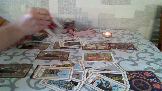 ЧТО У НЕГО ?К СОПЕРНИЦЕ❓❗#гадание #чтодумаетобомнеон #егомысли #ТАРО?????