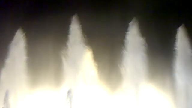 Поющий фонтан в Барселоне: вива, Барселона! смотреть онлайн