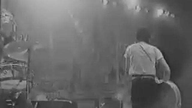 Stray Cats - Rip It Up смотреть онлайн