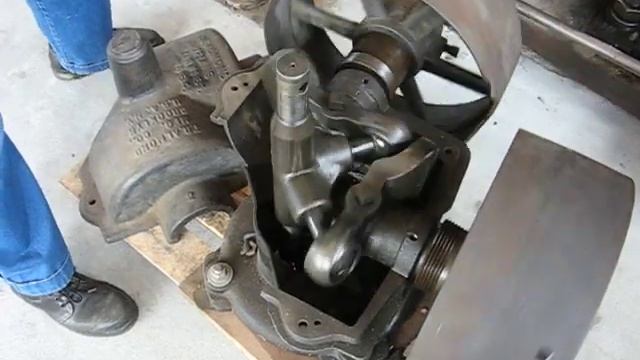 T. R. Almond Right Angle Transmission смотреть онлайн