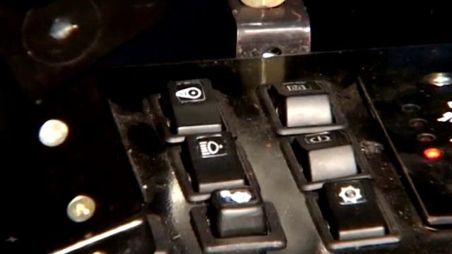 Регулировка настроек и подготовка к работе кормоуборочного комбайна КВК-800 "Палессе FS80" смотреть онлайн