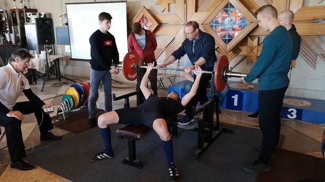 11 Илья Лаптев Троеборье Жим 1 подход смотреть онлайн