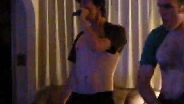 Why Rock Band Is A Drunk Man's Game смотреть онлайн