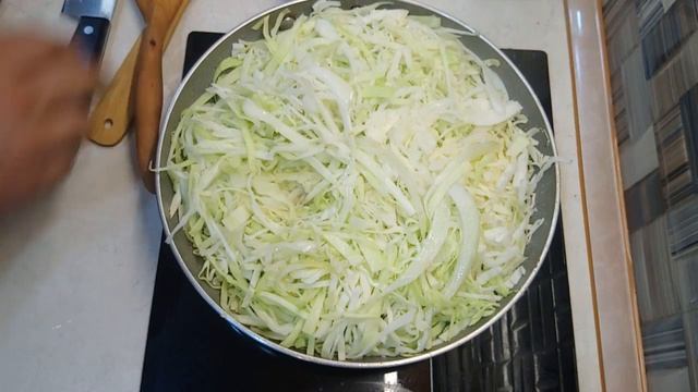 ТУШЕНАЯ КАПУСТА С СЕРДЕЧКАМИ,ГРИБАМИ,ЦУКИНИ! смотреть онлайн