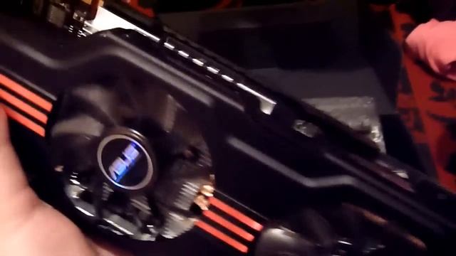 Asus GeForce GTX 560 Ti DirectCU II Top 1GB DDR5 256-bit - unboxing смотреть онлайн