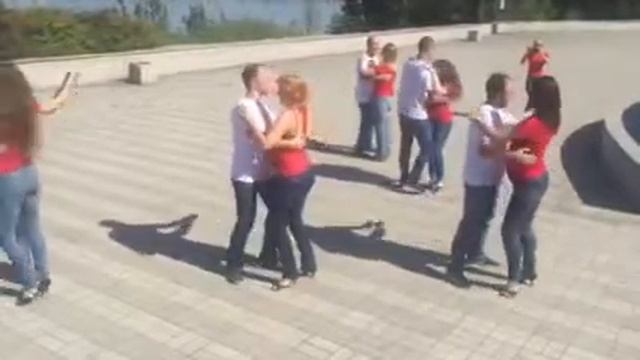 Kizomba Flashmob 2017 Dnepr (preview) смотреть онлайн