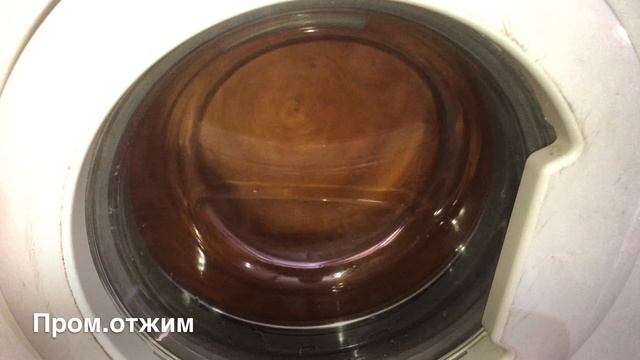 (Видео снято 23 апреля)Стирка одеяла/Samsung F813J/Синтетика 60*,800 об/мин смотреть онлайн