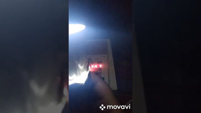 Овоскопирование индюшиных яиц.