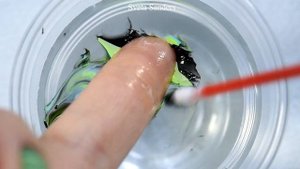 Neon Water Marble Nail Art / Неоновый водный маникюр