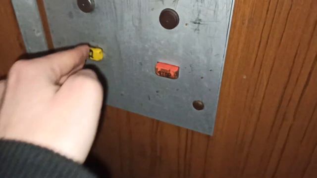 Лифт МЛЗ (1986) с неисправностью. смотреть онлайн