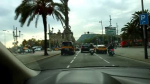 Испания: Барселона на машине возле памятника Колумбу, ноябрь 2012