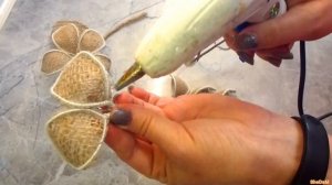 Посмотрите, какой красивый цветок получился из проволоки и мешковины! ЦВЕТОК ИЗ ДЖУТА своими руками