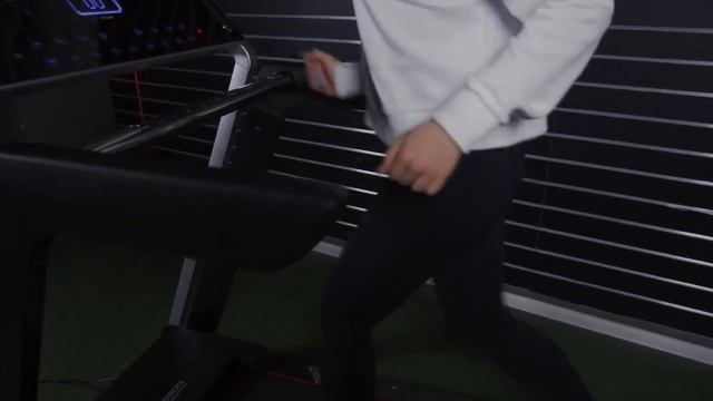 SVENSSON INDUSTRIAL BASE T55 (LED) — Обзор беговой дорожки смотреть онлайн