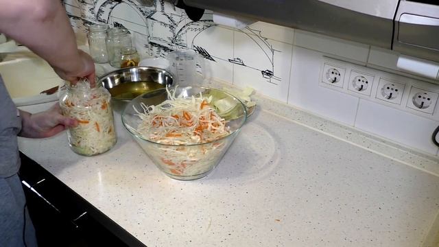 Вкусная квашеная капуста с мёдом смотреть онлайн