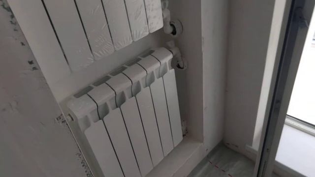 Рассказываю как я грамотно разместил радиаторы у двери на лоджию