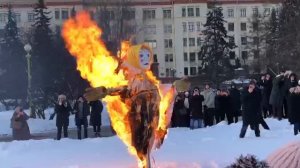 Масленица в МГУ, сожжение чучела сессии
