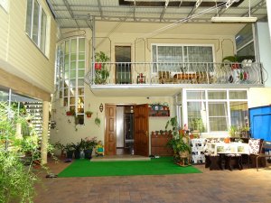 Отдых в Адлере частный сектор недорого. Снять жилье в центре Адлера. «У Анны» гостевой дом в Адлере