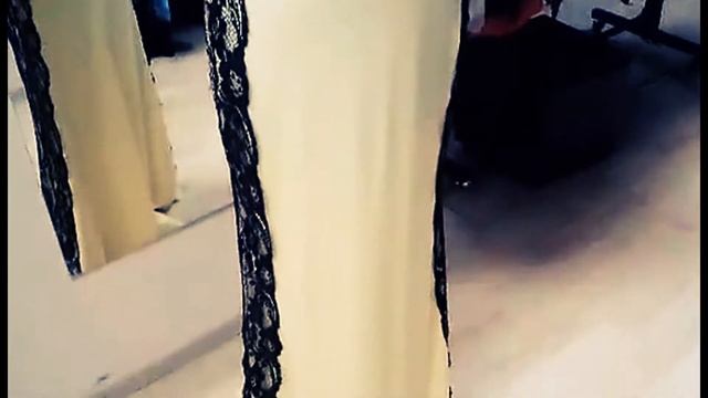 Вечернее длинное в пол желтое платье с кружевами смотреть онлайн