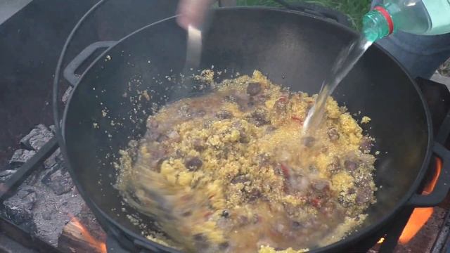 Как приготовить кукурузную крупу с мясом?