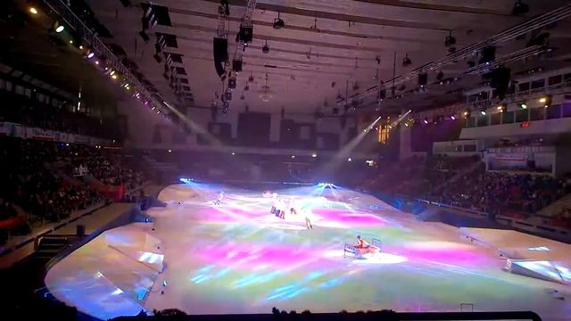 Ледовая сказка Авербуха "Малыш и Карлсон смотреть онлайн