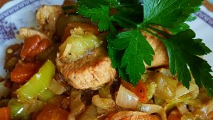 Мясо жаренное с овощами! Это блюдо съедают всегда первым!