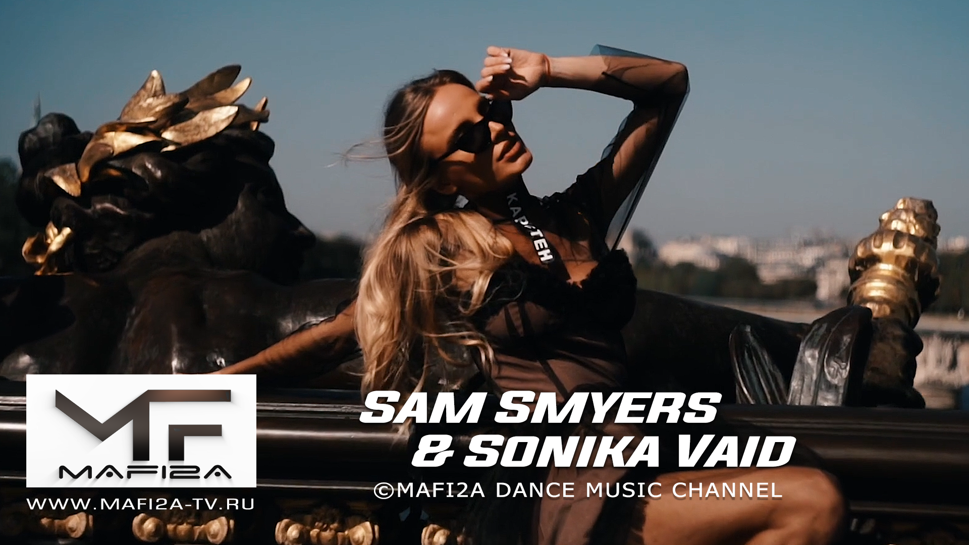 Sam Smyers. Bobina-feat.-Marcus-Dielen-Mad-World.