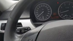 Bmw e90 скрип при повороте руля