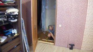 Укладка ламината, и установка дверей