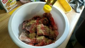 Брезгливым не смотреть !!!куриные гузки в соевом