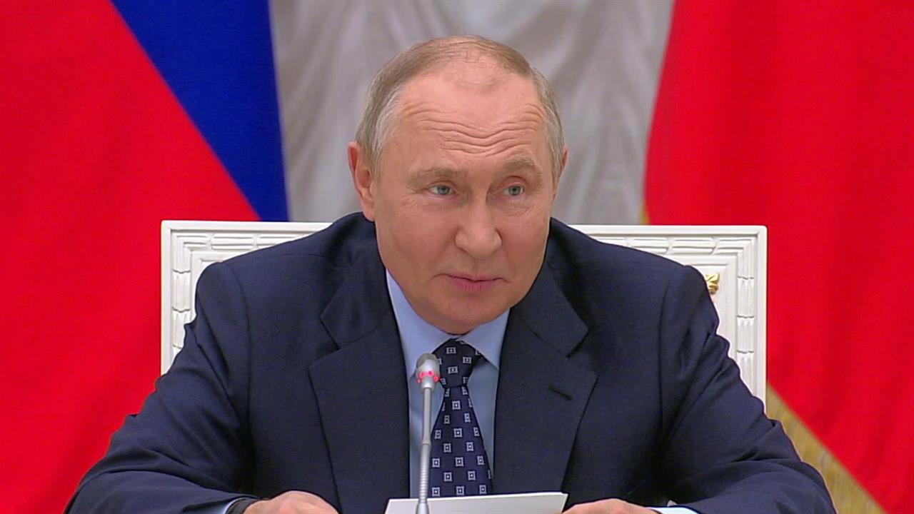 В. Путин дал распоряжение Минфину найти средства на обновление общественного транспорта в регионах
