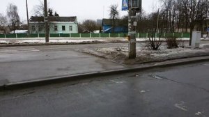 Пешеходный переход в Минске - пешеход сам переключает светофор